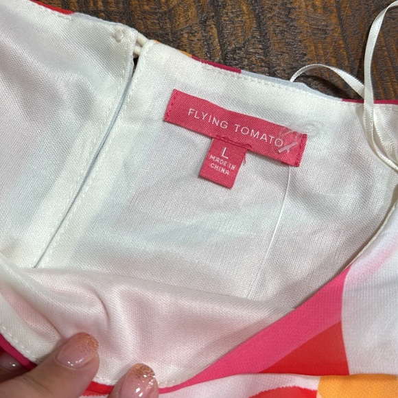 FLYING TOMATO WHISPERS IN THE WIND WOVEN MINI - Picture 4 of 9